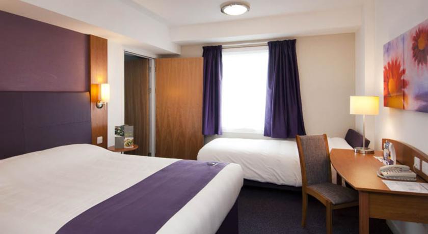 Premier Inn Glasgow - Bellshill マザーウェル 部屋 写真