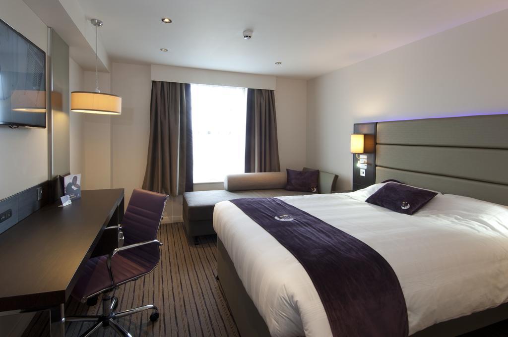 Premier Inn Glasgow - Bellshill マザーウェル 部屋 写真
