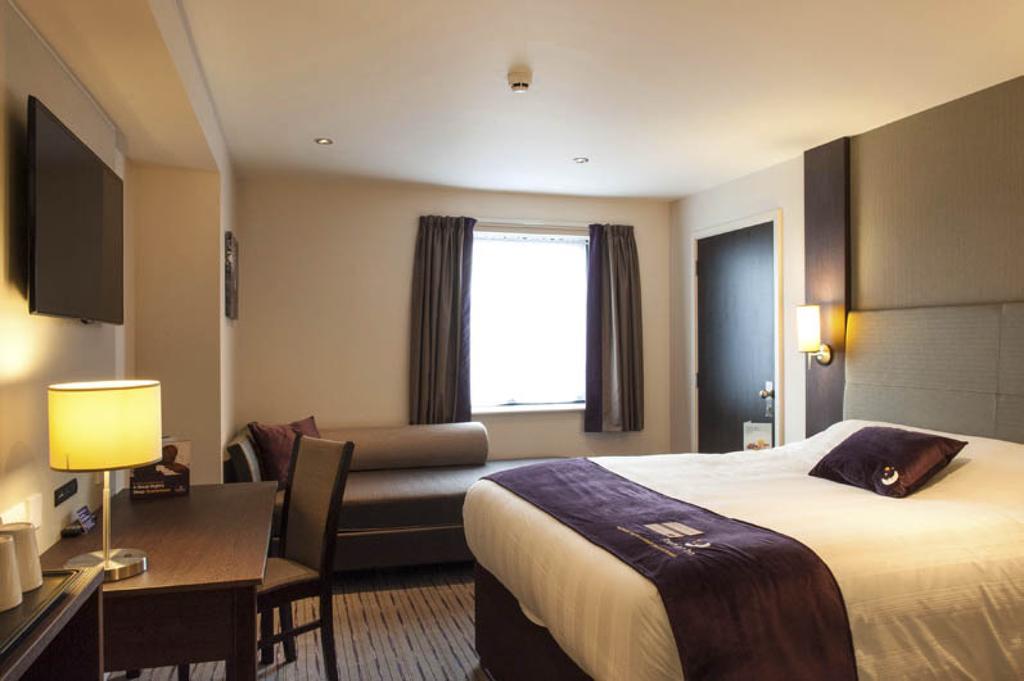 Premier Inn Glasgow - Bellshill マザーウェル 部屋 写真